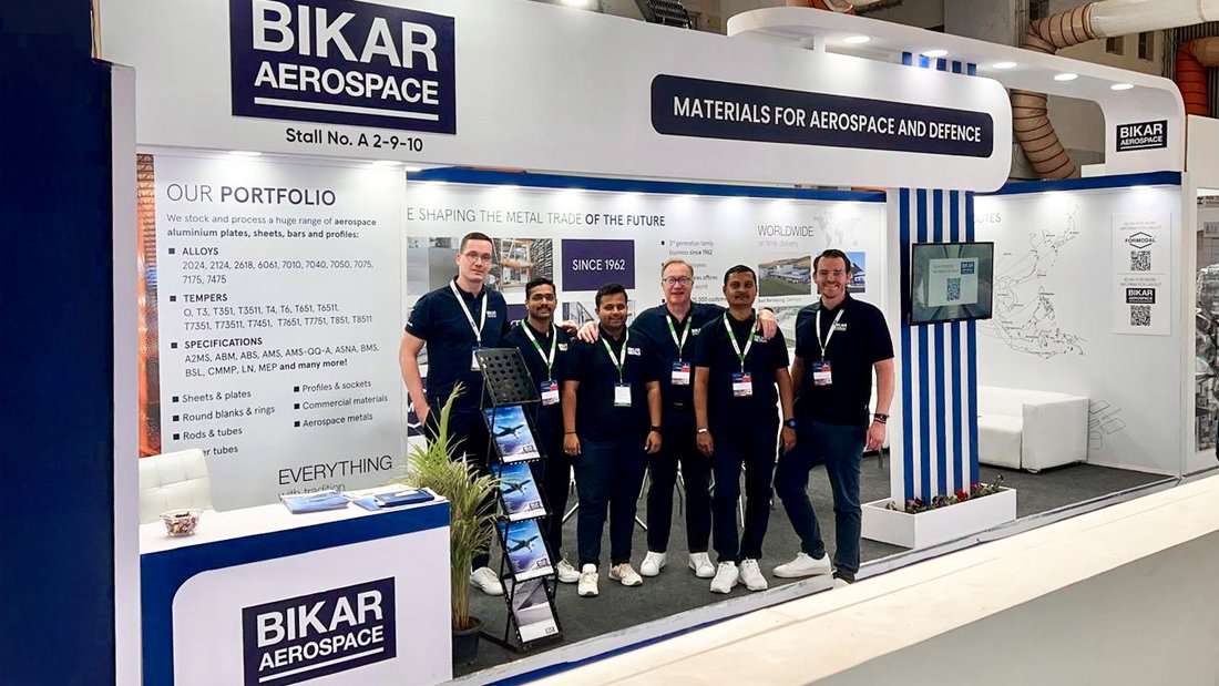 BIKAR's trade fair team informs about aerospace aluminium